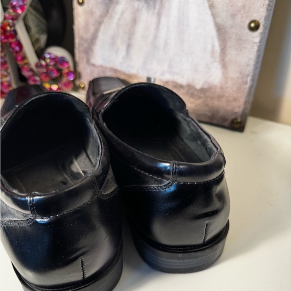 Stacy Adam’s Elegant Black Leather Men's Loafers - Picture 3 of 6